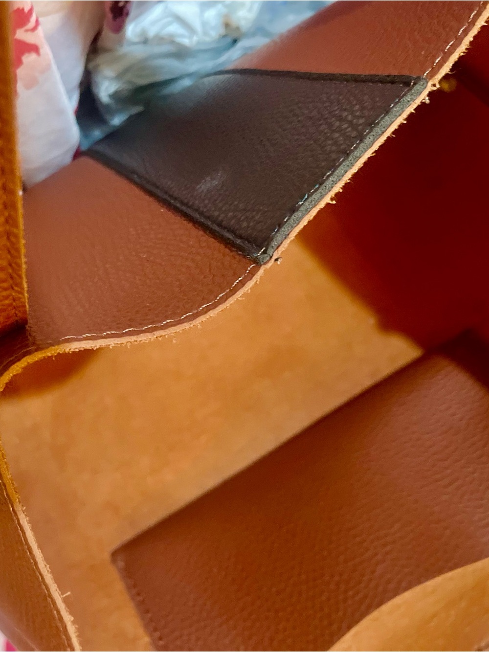 Vince Camuto All  Leather Tote Bag - Picture 5 of 11